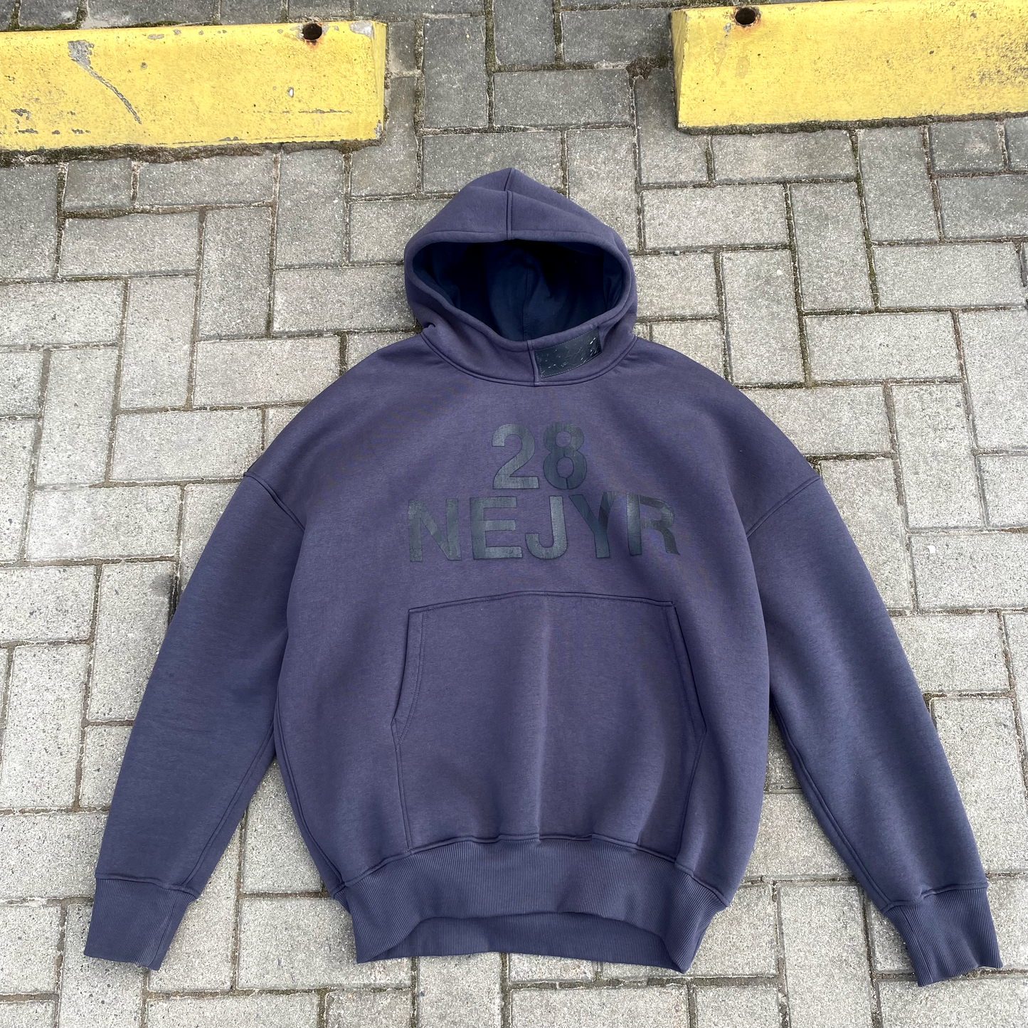 TWO INFINITE HOODIE